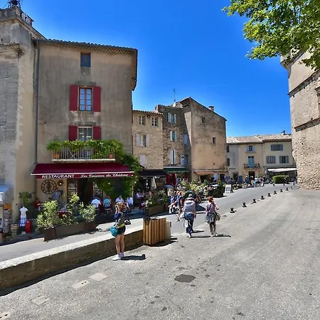 - La Bastide Bleue * Gordes