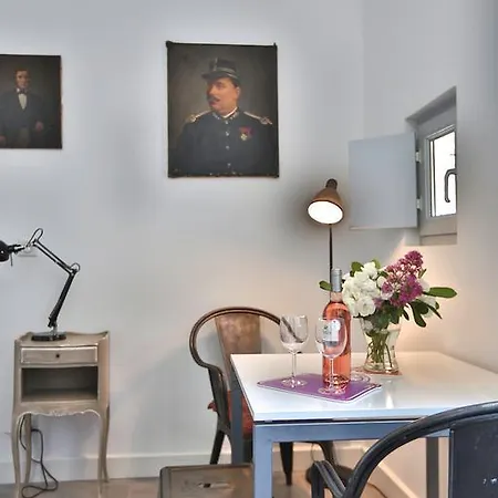 - La Bastide Bleue Lejlighed