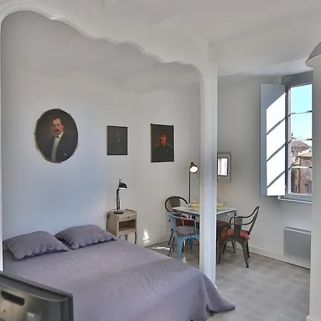 - La Bastide Bleue Lejlighed *
